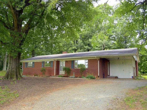 225 Bray St, Rural Hall, NC 27045