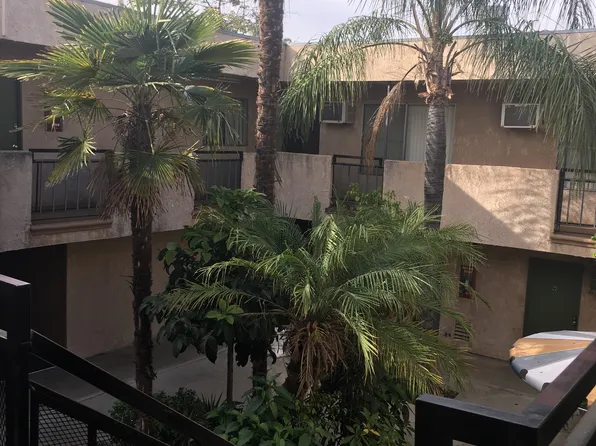 Burbank Blvd, 18569 Burbank Blvd #5e6b79ec5, Tarzana, CA 91356