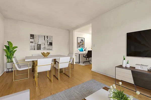 特撮 Cozy Interiors 67-30 Clyde Street #4V in Forest Hills, Queens | StreetEasy