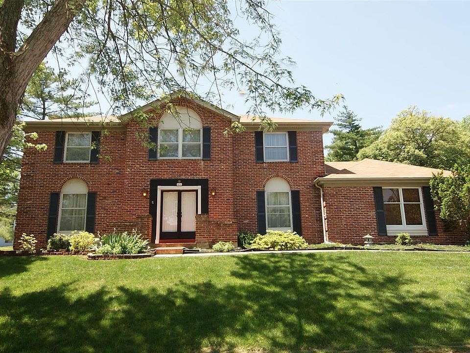 1st image of 411 Holly Terrace Ct