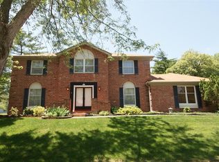411 Holly Terrace Ct, Ballwin, MO 63011
