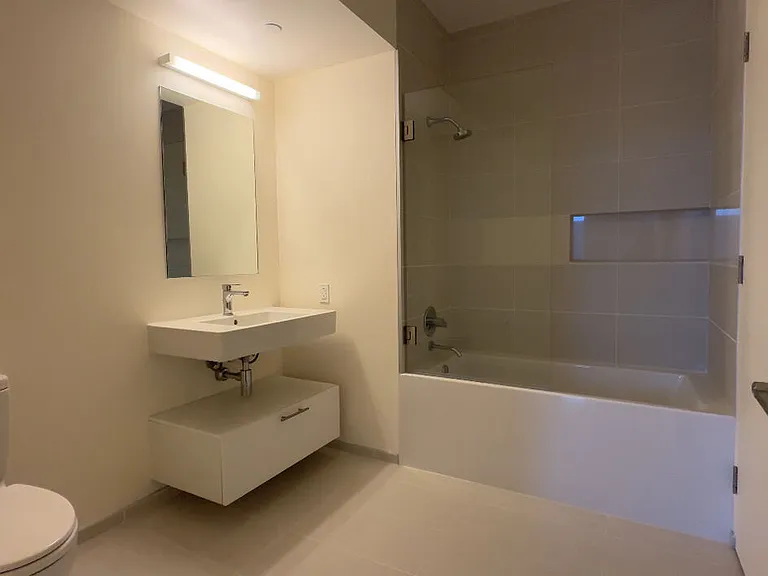 8500 W Sunset Blvd #E801 — Photo 7