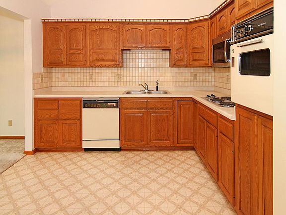 5th image of 2605 Fernwood Ct