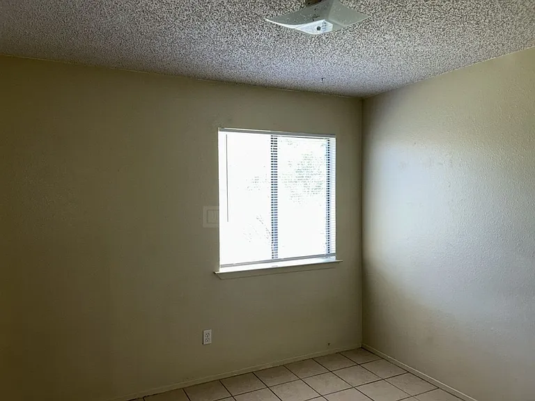 4104 Water Street, Killeen — Photo 11