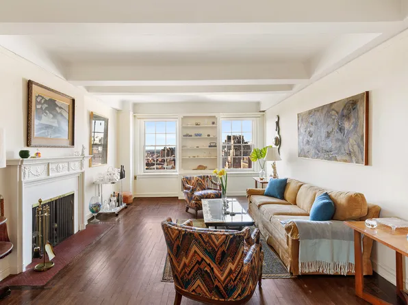 51 5th Avenue image 1 of 8