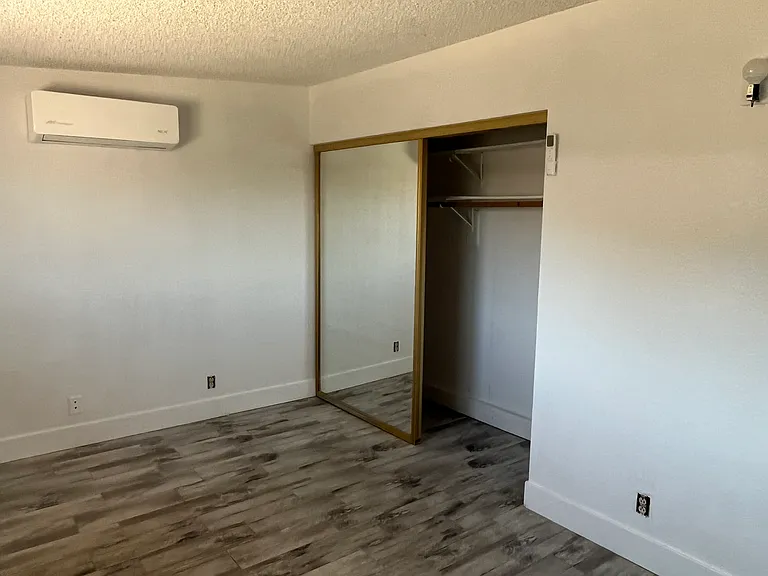 6558 Tamarisk Ave — Photo 10