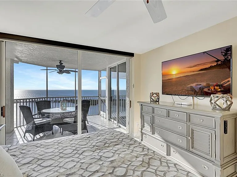 5550 Heron Point Dr #1802 — Photo 14