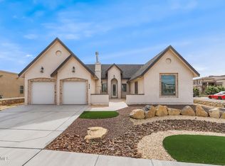 996 Willow River Dr, El Paso, TX 79932