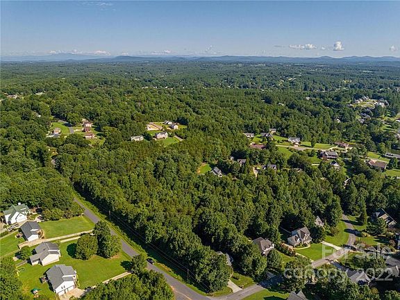 6210 & 6214 Mountainside Dr, Hickory, NC 28601 | MLS #3931736 | Zillow