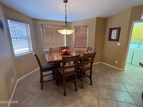 4th image of 2277 Mimosa Ln