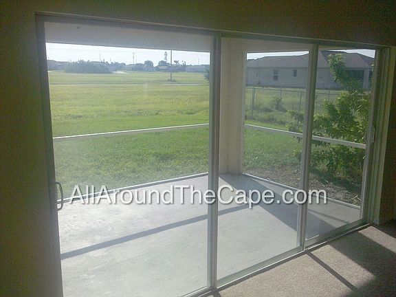 5th image of 1137 NW 9th Ave