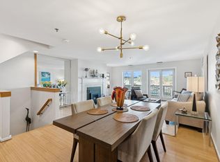 105 Chandlers Wharf #105, Portland, ME 04101