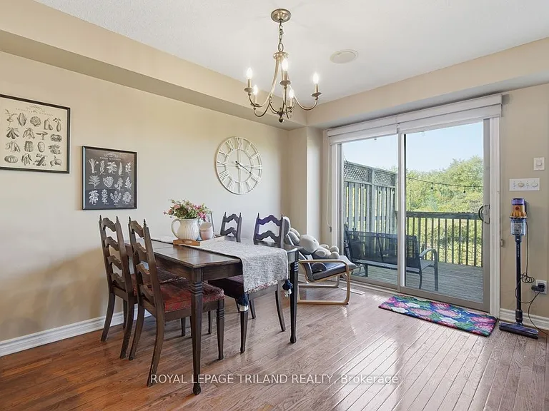 600 Hyde Park Rd #127 — Photo 10