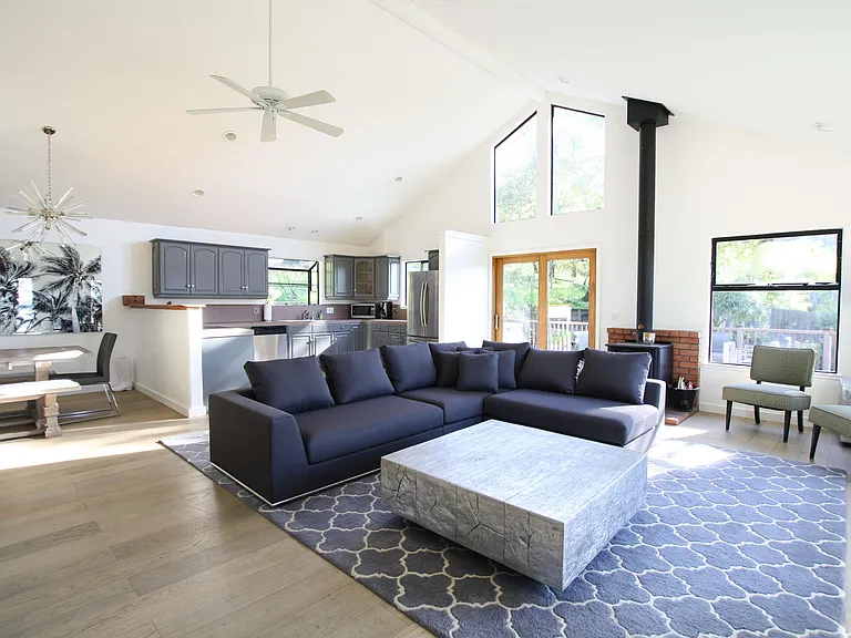 6564 Sonoma Mountain Rd — Photo 3