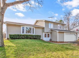 727 Merrimac St, Cary, IL 60013