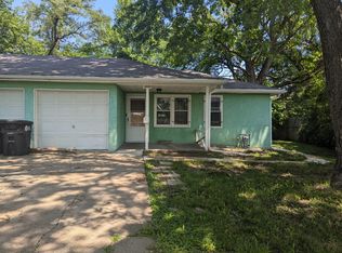 4026 Hartman Cir, Omaha, NE 68111