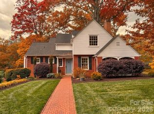 431 9th St NW, Hickory, NC 28601