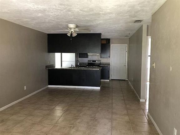 3rd image of 2131 Corinne St #2133
