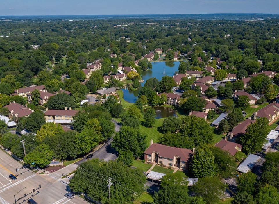 Lago Vista Apartments 1300 Sun Lake Dr Saint Charles MO Zillow