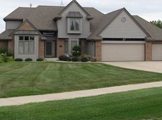 5501 Wild Rose Ln, Sioux City, IA 51106