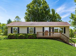 9690 Shelly Rd, Thornville, OH 43076