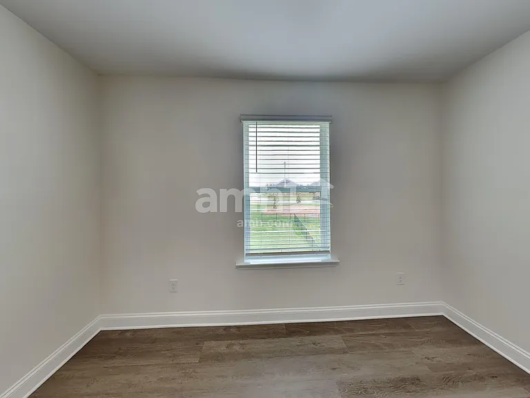3536 Lincoln Heights Ln — Photo 17