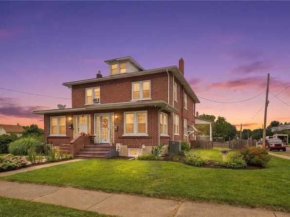 131 S Haas St, Topton, PA 19562