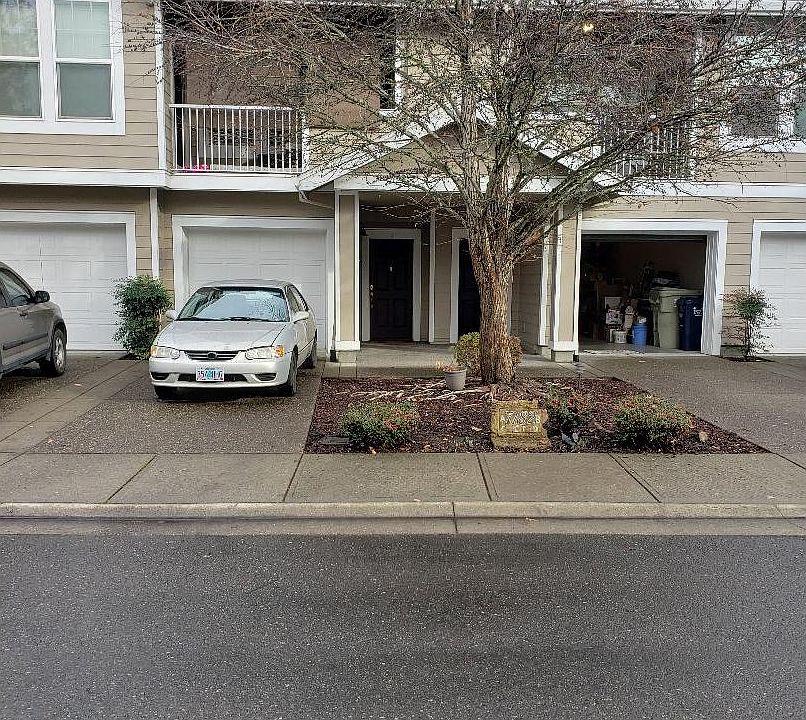 2nd image of 7182 SW Oliver Ter