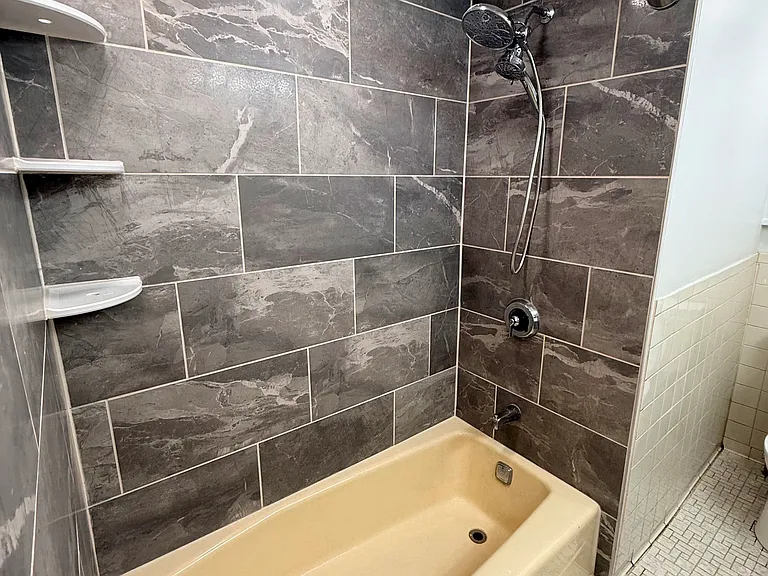 2115 Guilderland Ave #2 — Photo 7