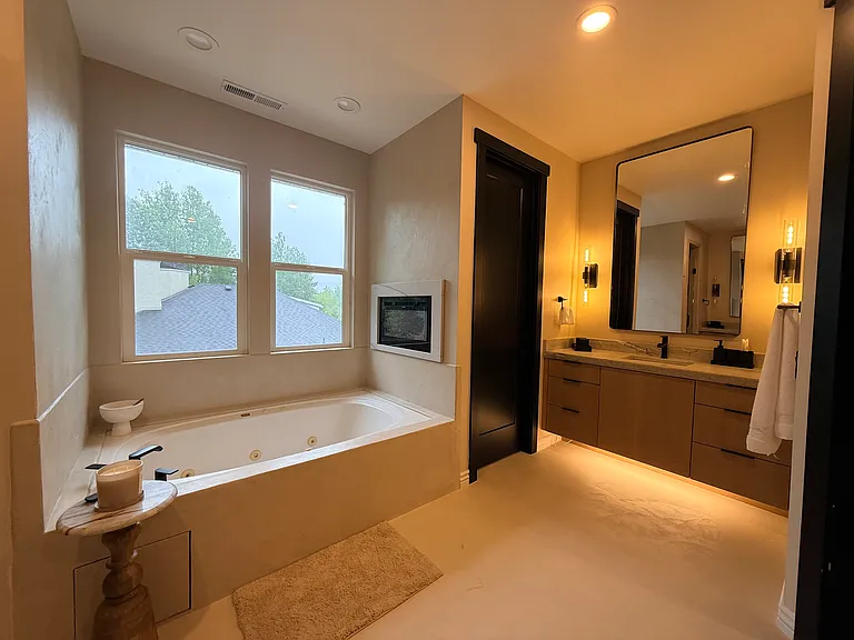 1544 E Fort Rd — Photo 33