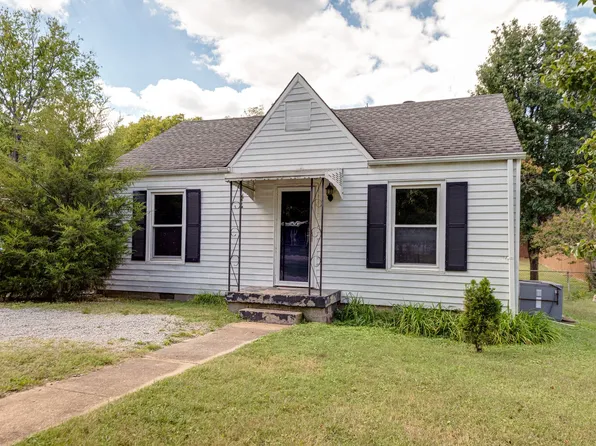 3015 Louise Dr, Nashville, TN 37211