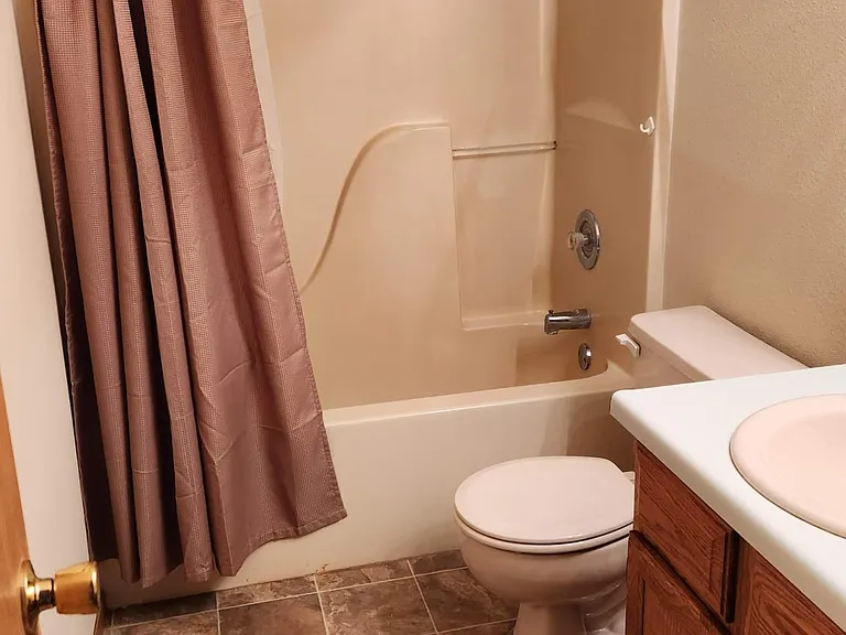 530 N Orchard Ave — Photo 12