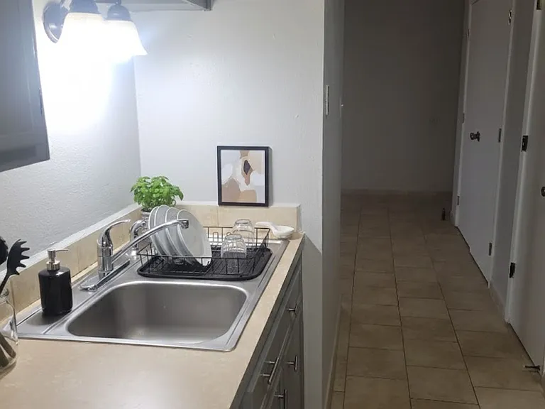 Cimarron Apartments — Photo 24