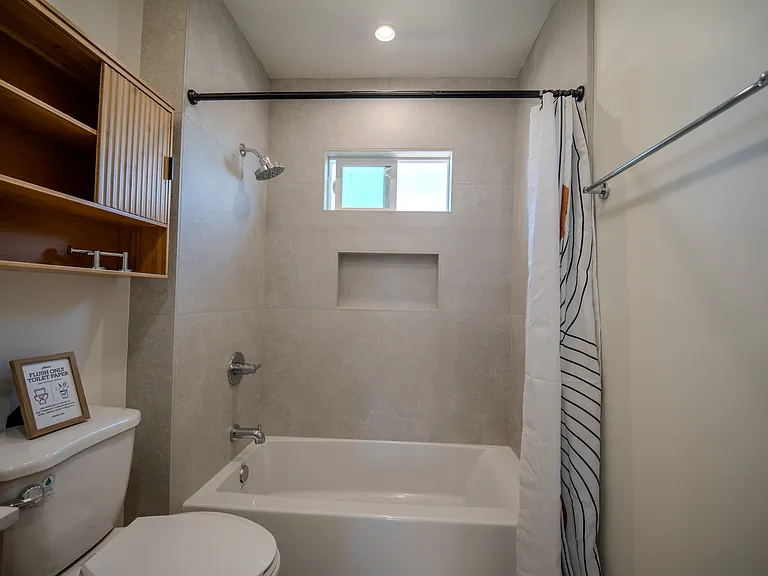 4226 E 15th St #B — Photo 18