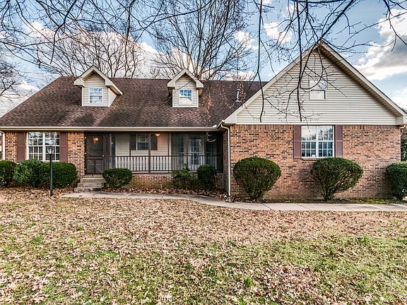 2nd image of 108 Brookfield Ct
