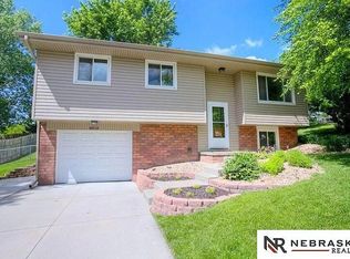 8818 S 143rd Ave, Omaha, NE 68138