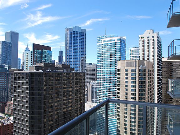 5th image of 600 N Lake Shore Dr APT 3303