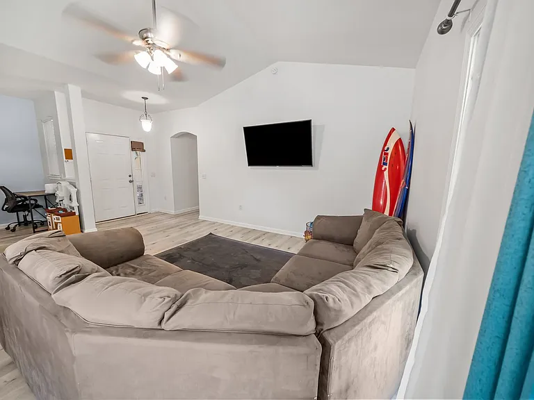 217 Antigua Pl — Photo 9