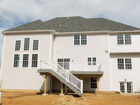 4th image of 4315 Belmont Dr #12