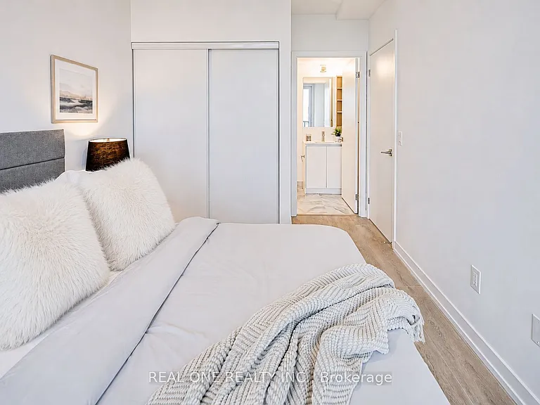 1100 Sheppard Ave W #1012 — Photo 4