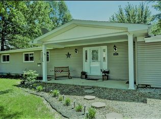 104 Sherrie Ave, Kincaid, IL 62540
