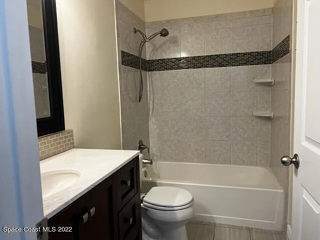 4077 Four Lakes Dr — Photo 15