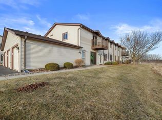 7220 Mariner Dr, Racine, WI 53406