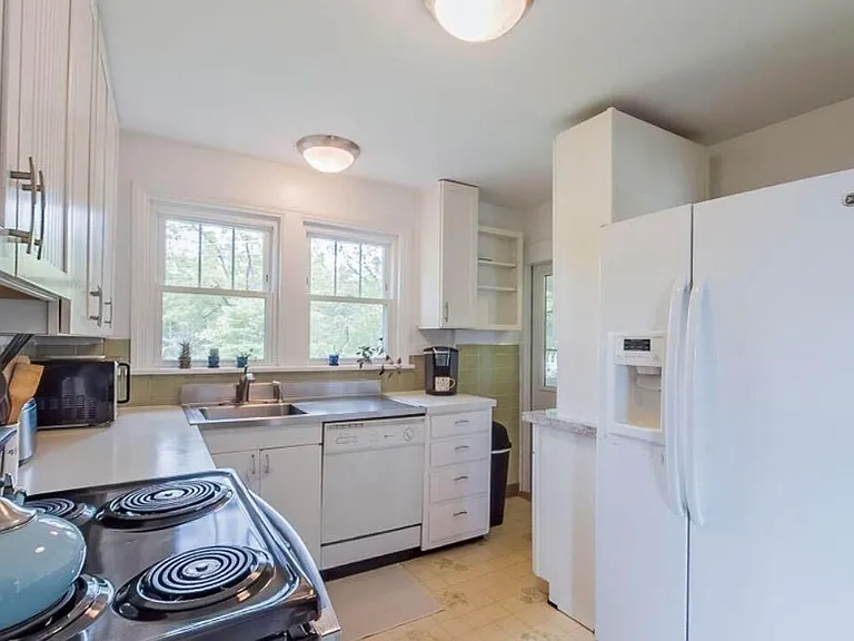 835 Lightstreet Rd — Photo 12