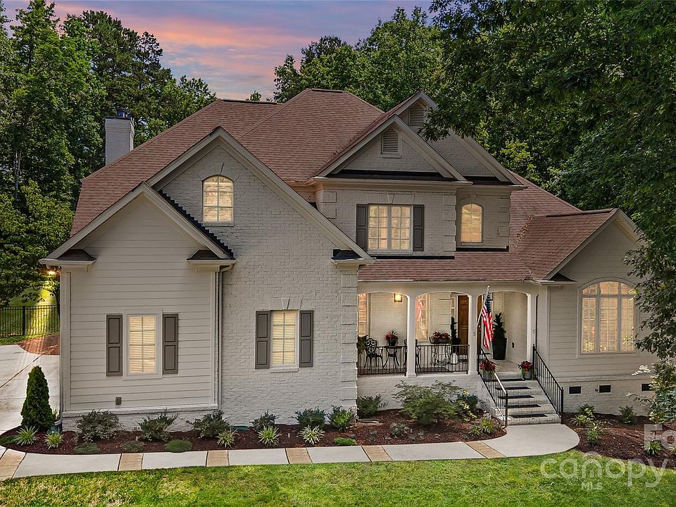 1st image of 2542 Gleneagles Dr