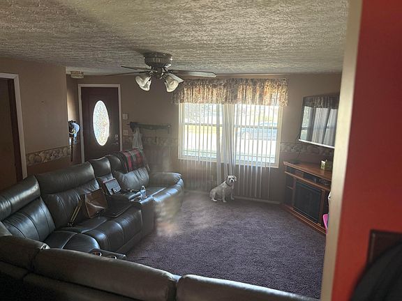 5th image of 8747 Crestwater Dr