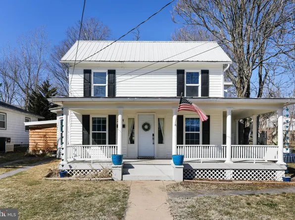 218 S Commerce St, Woodstock, VA 22664