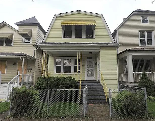 Building Photo - 8202 S Muskegon Ave