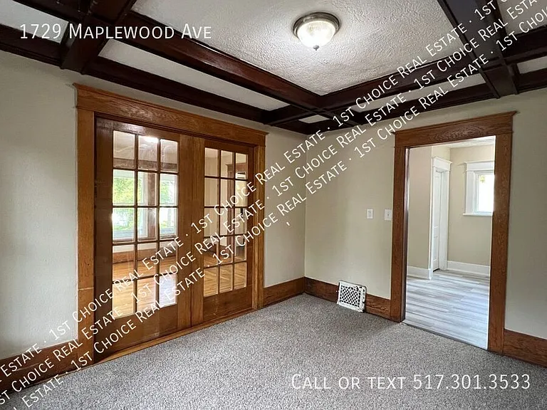 1729 Maplewood Ave — Photo 6