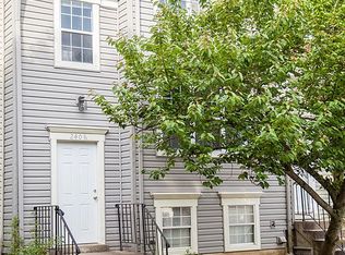 2406 Ridgehampton Ct, Reston, VA 20191